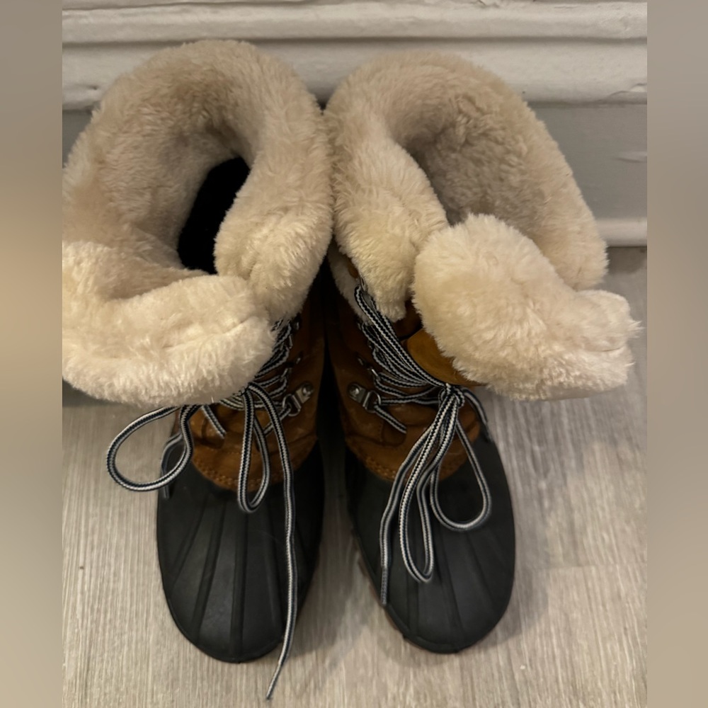 JCrew winter boots with faux fur lining size 9